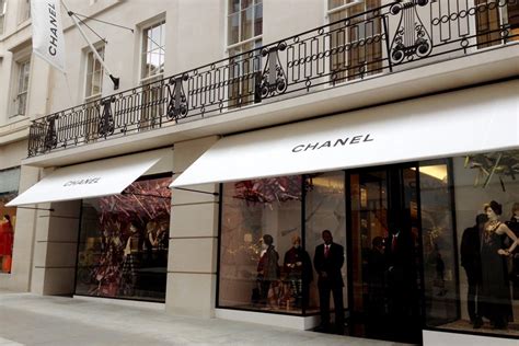 chanel london opening hours|Chanel perfume boutique London.